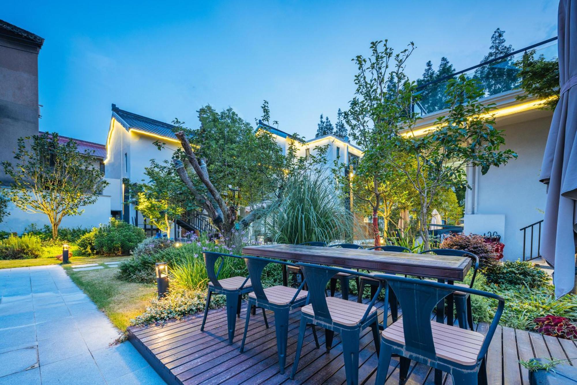 Yinshu Lunasvilla Courtyard Garden Hotel