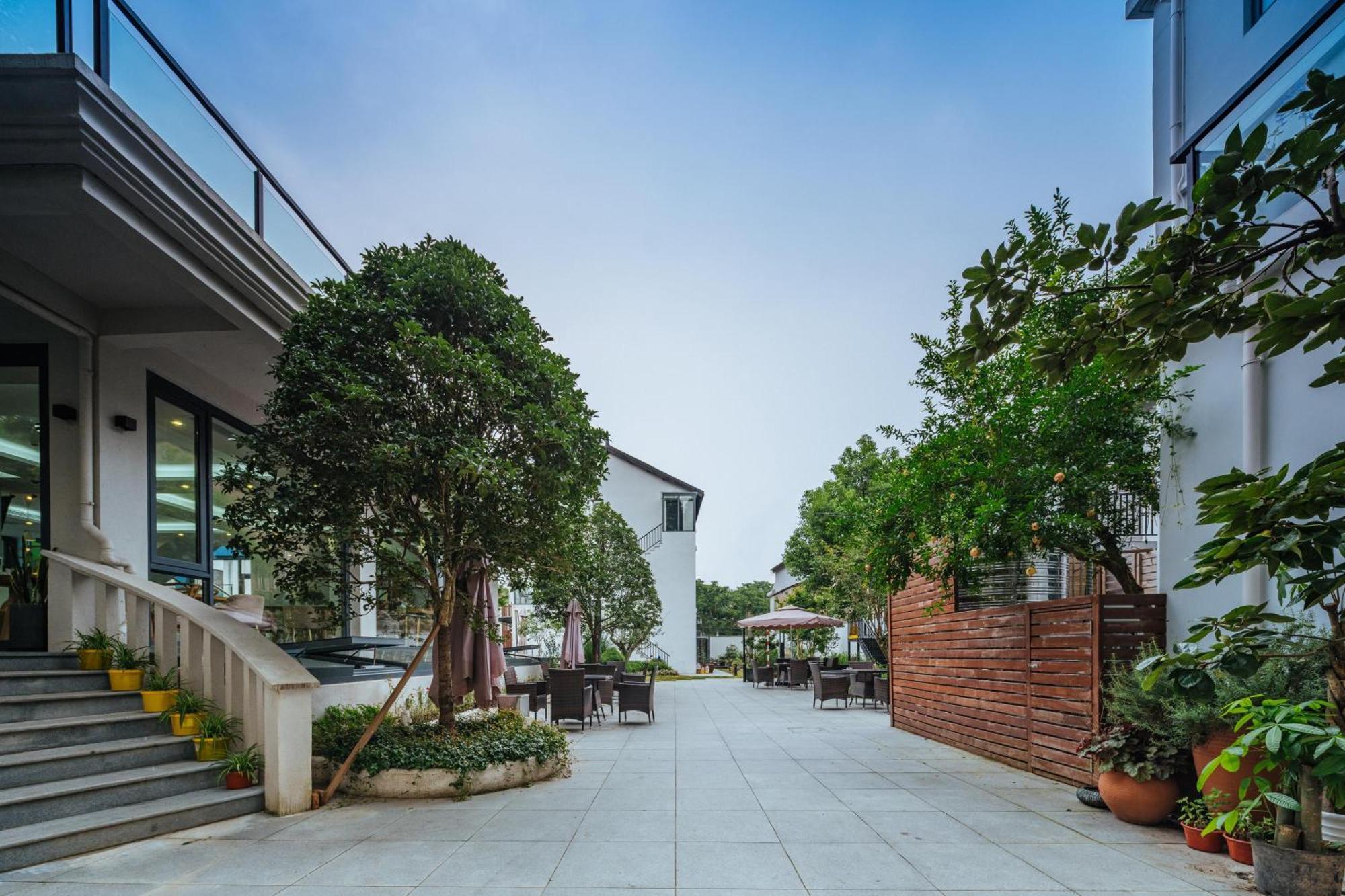 Yinshu Lunasvilla Courtyard Garden Hotel