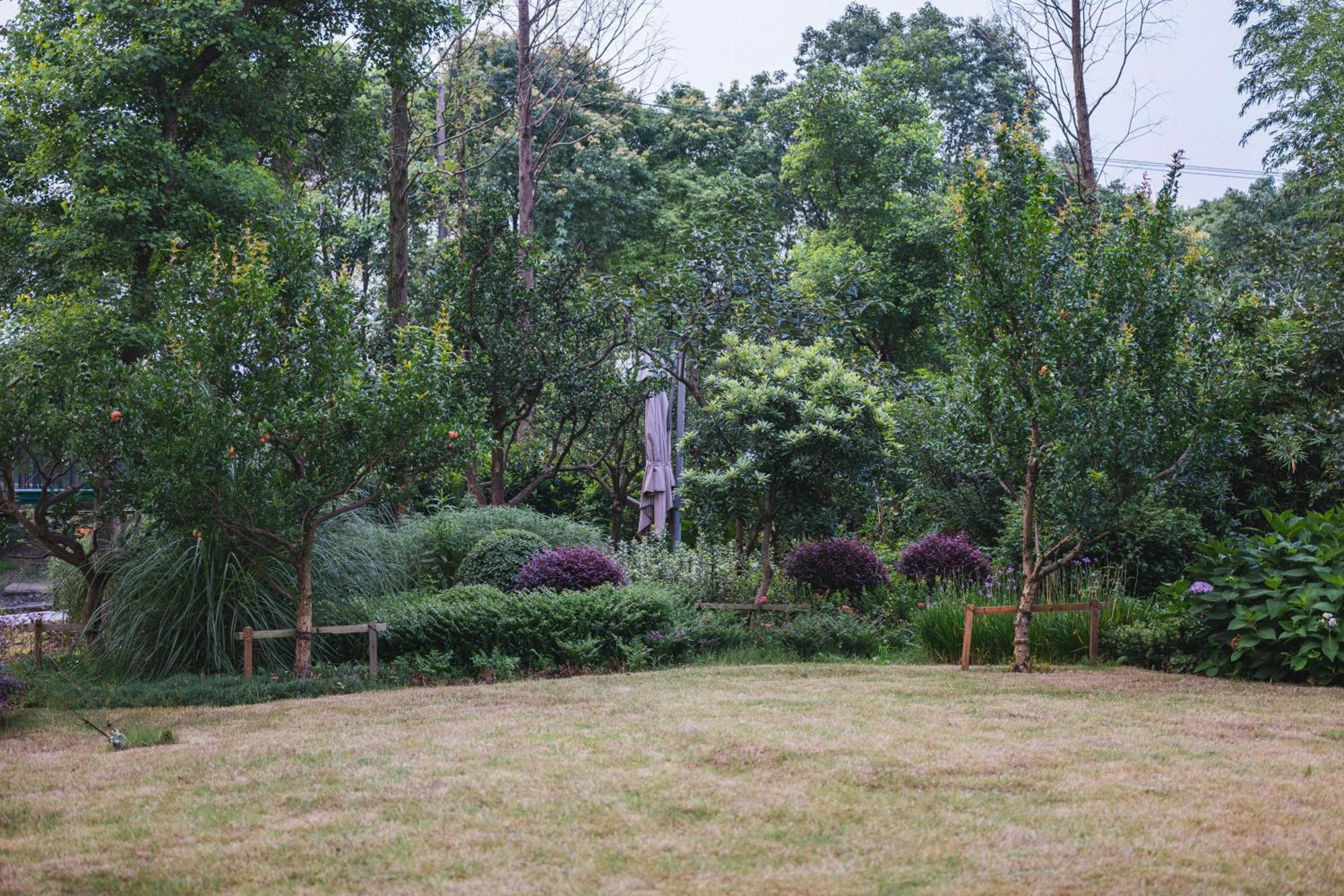 Hotel Yinshu Lunasvilla Courtyard Garden